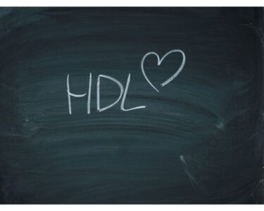 心臓や血管の健康のために！HDLコレステロールを上げる7つの効果的な方法のアイキャッチ画像