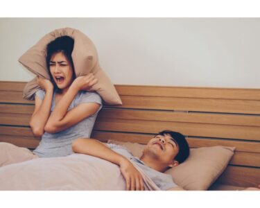 いびき対策ガイド｜睡眠の質を向上させる効果的な方法と改善策のアイキャッチ画像