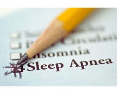 いびき・疲れが取れない方は要注意!睡眠時無呼吸症候群が高血圧を引き起こす仕組みと対策のアイキャッチ画像
