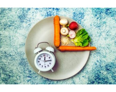 断食(ファスティング)と糖尿病の関係を専門医が解説|危険なのか、それとも効果があるのか?のアイキャッチ画像